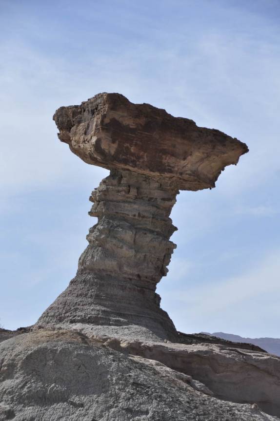 O 'Cogumelo', formação rochosa no Parque Provincial Ischigualasto, na Argentina